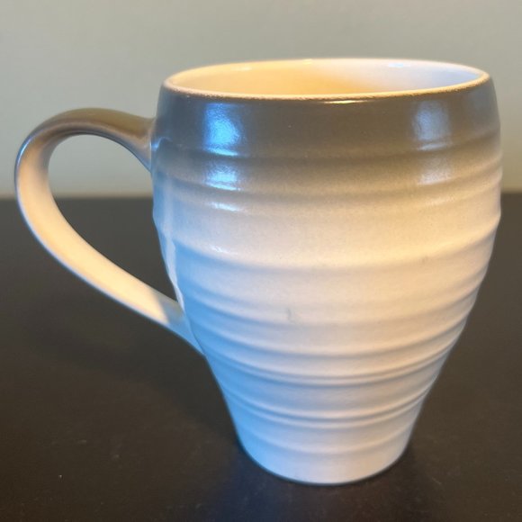Set of 2 Mikasa SWIRL OMBRE GRAPHITE Tapered Embossed Ribbed Stoneware Mugs - Picture 2 of 8